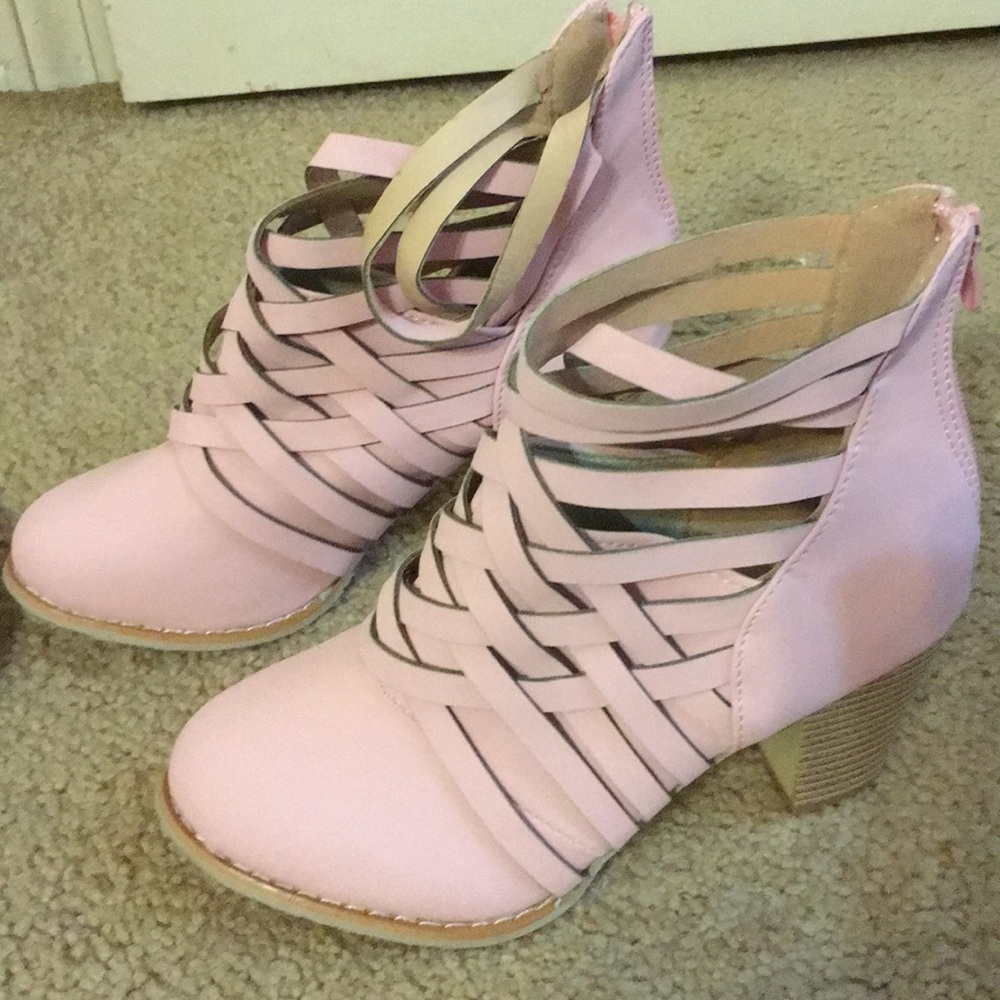 Ankle boots